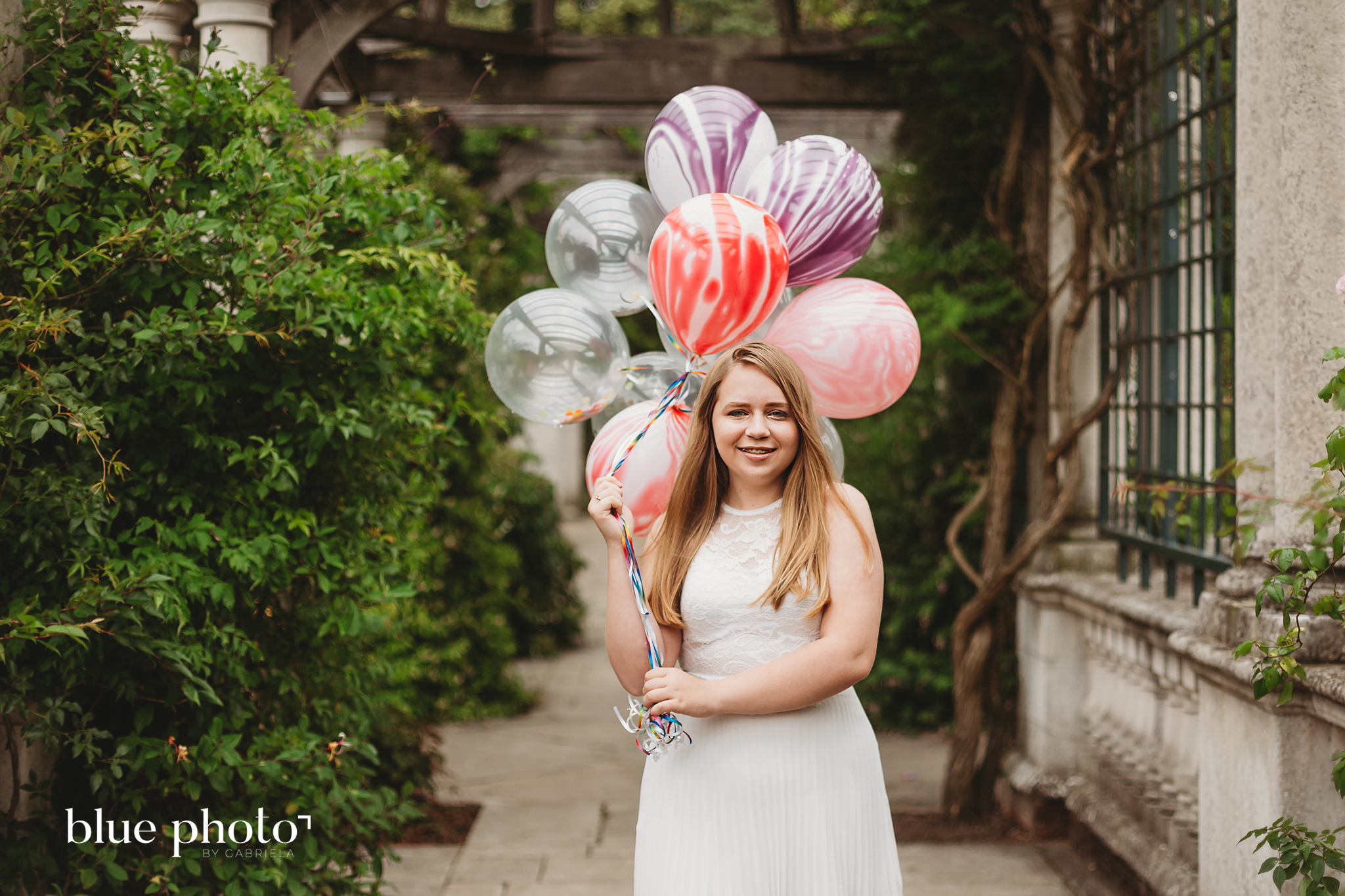 Natalia and her birthday session in North London, The Hill Garden and Pergola. 
