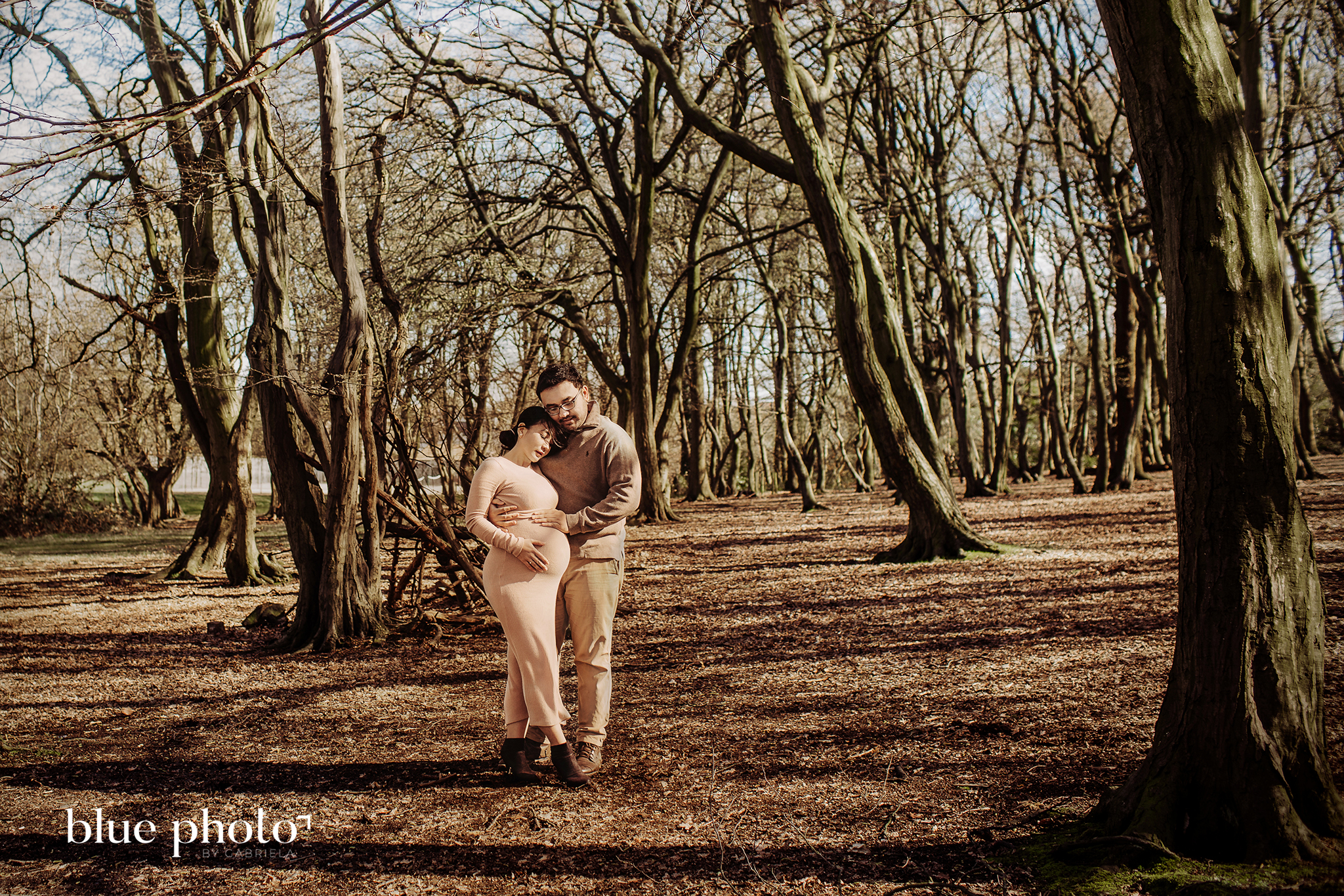Difa and her maternity session in East Finchley, Cherry Tree Wood Park, North London 